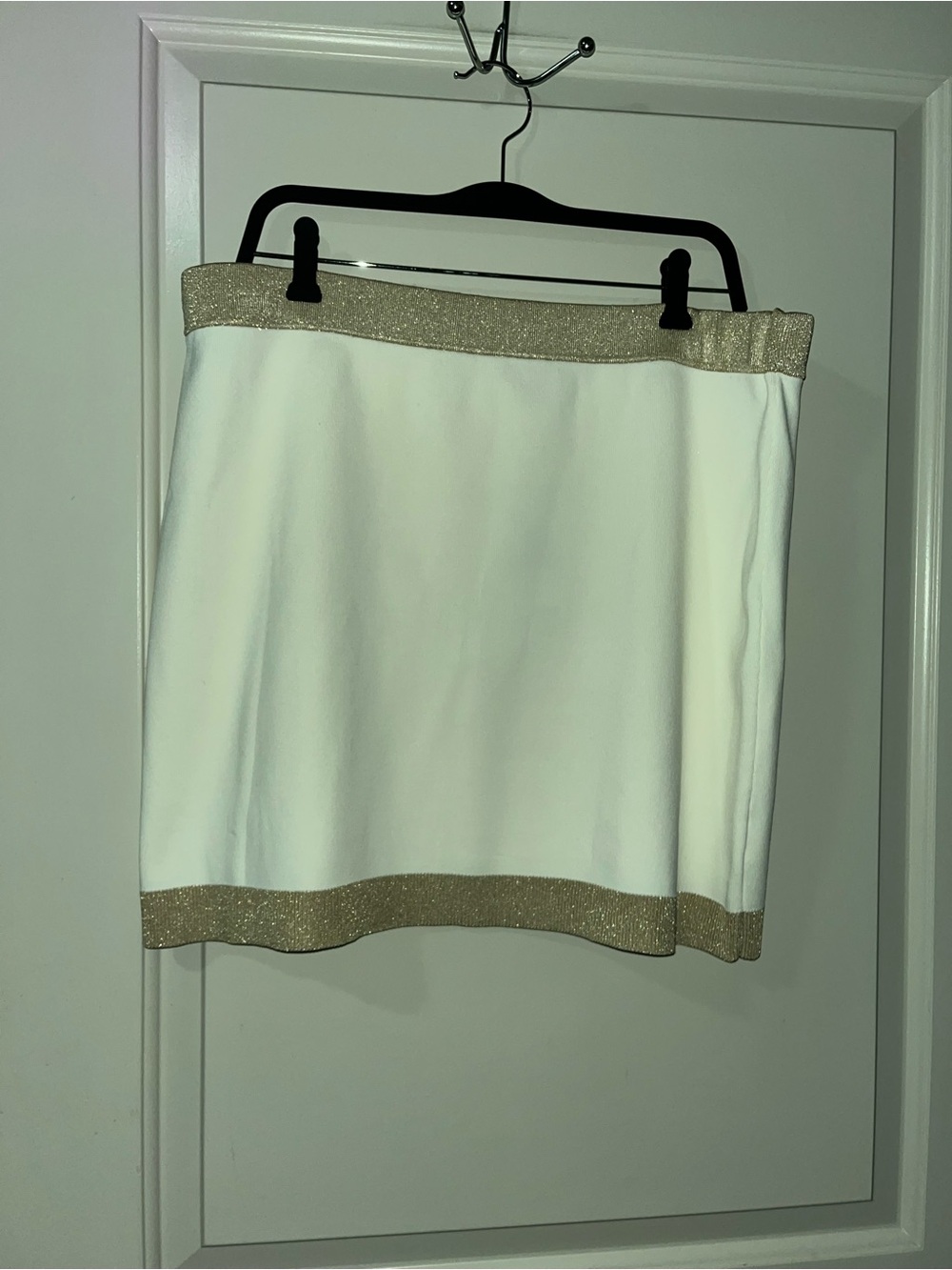 Michael Kors Cream and Gold Mini Skirt